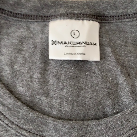 Playstation T-shirt - Picture 2 of 3